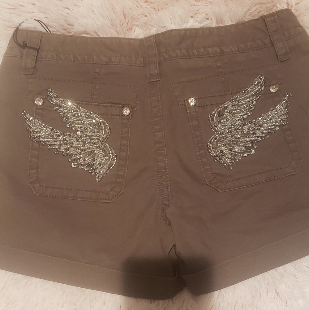 Brand new angel pockets Miss me😍😍